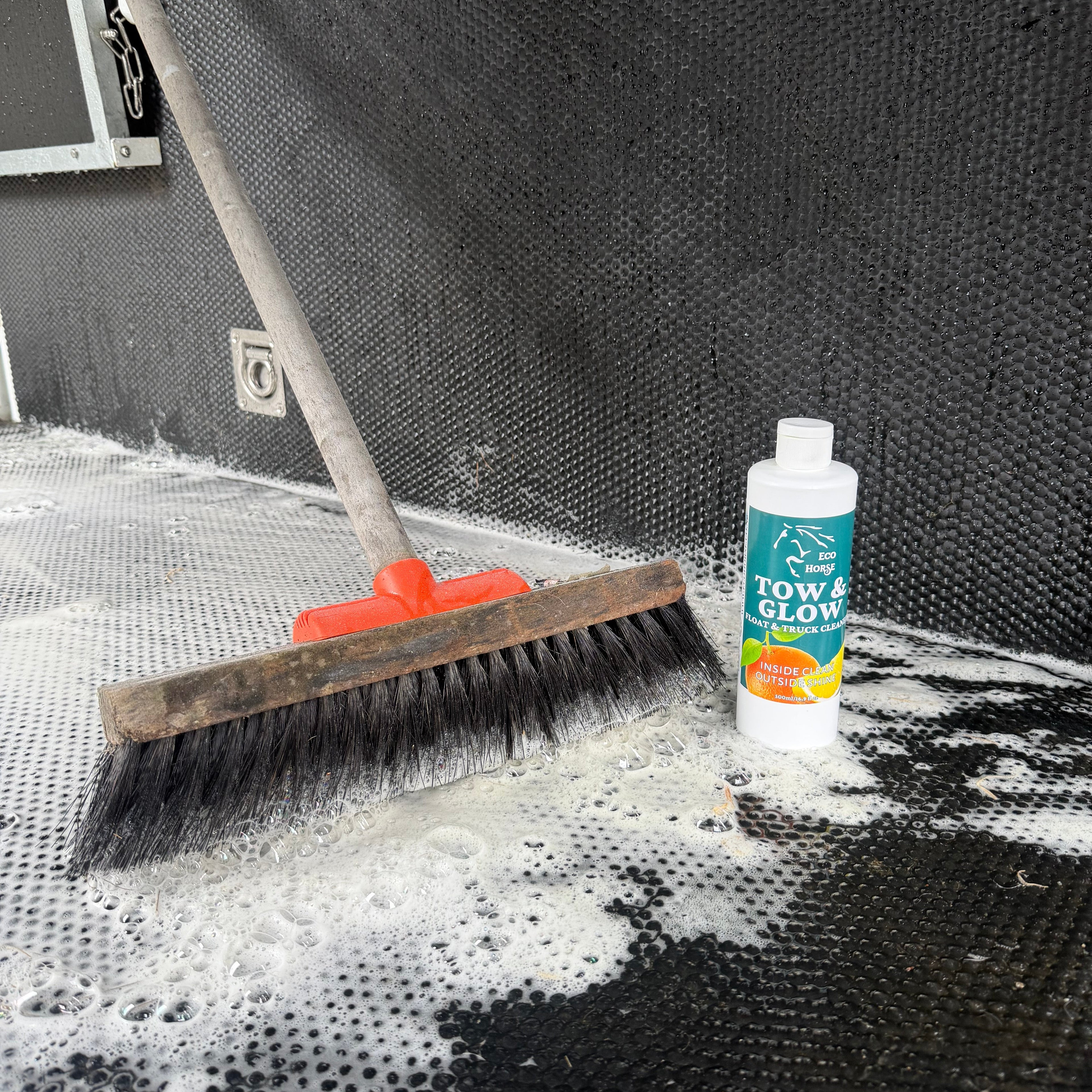 Refill Pouch Tow &amp; Glow Float &amp; Truck Cleaner